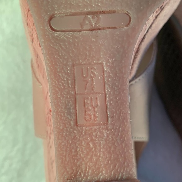 A2 by Aerosoles Women's Cherry Plush Wedge Sandal, size 7.5 - Picture 9 of 10